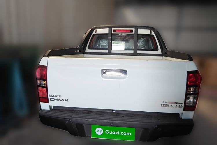 Used Isuzu D-MAX 2020 1.9T 4x4 Manual Comfort Version China VI Standard RZ4E Hi-Power
