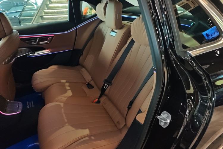 Used Mercedes-Benz E-Class 2024 Facelift E 300 L Luxury Edition Left Rear Seat