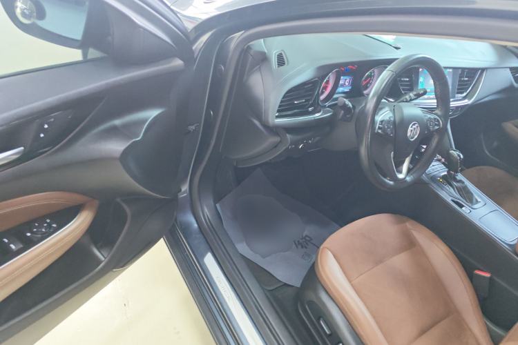 Used Buick Regal 2019 20T Elite Version China VI Standard Driver Seat