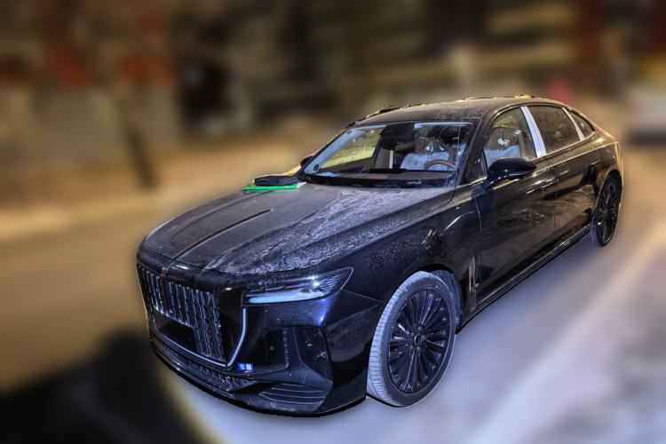 Used Hongqi H9 2025 Model Facelifted 2.0T Two-Wheel Drive Flag-Style Private Enjoyment Fashion Edition, 5 Seats