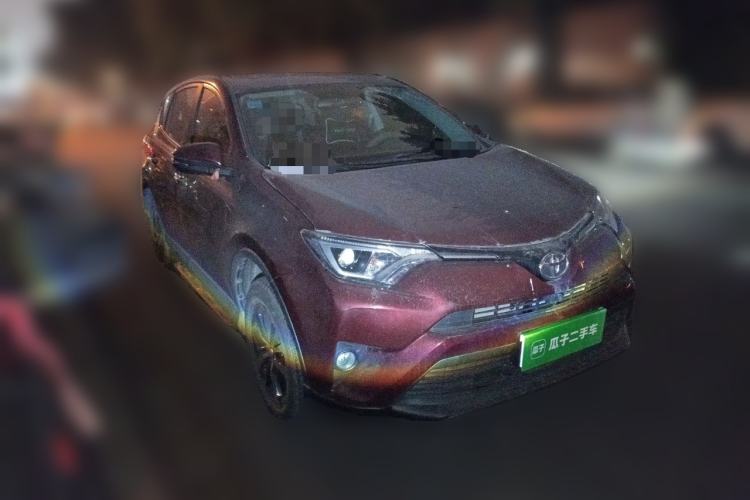 Used Toyota RAV4 2019 2.0L CVT Two-Wheel Drive Luxury Version China VI Standard
