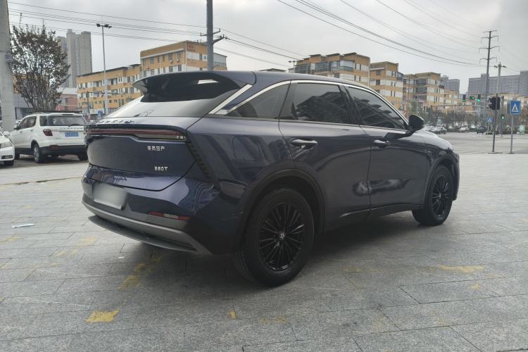 Used Venucia V 2021 260T Idol Edition