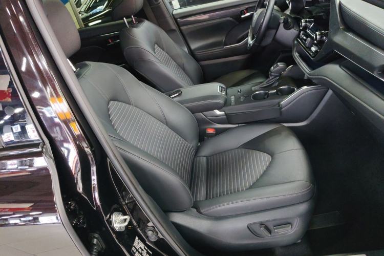 Used Toyota Crown Kluger 2021 2.5L HEV Four-Wheel Drive Premium Edition
