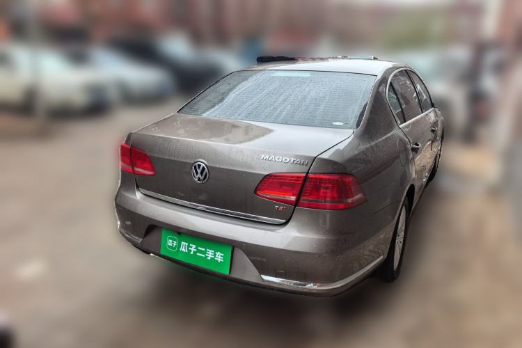 Used Volkswagen Magotan 2012 1.8TSI Luxury Model Rear Right 45 Deg