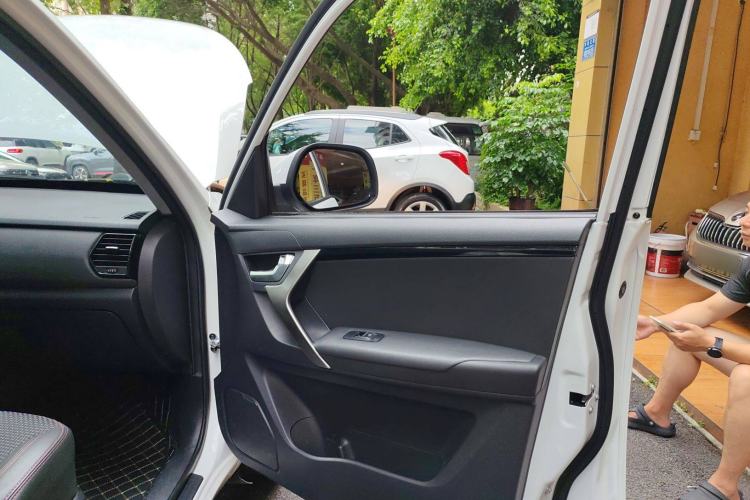 Used Chery Tiggo 3 2016 1.6L CVT Luxury Edition