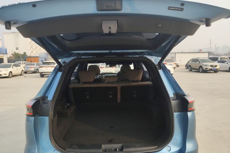 Used Chery Tiggo 8 PLUS C-DM 2025 1.5T 116 km Prestige Version 5 Seats
