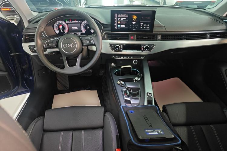 Used Audi A4L 2022 40 TFSI Luxury Dynamic Model