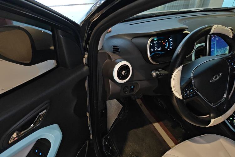 Used Chery Little Ant 2021 150 000 Yuan Ant Fan Edition New Ant Cool Version Lithium Iron Phosphate
