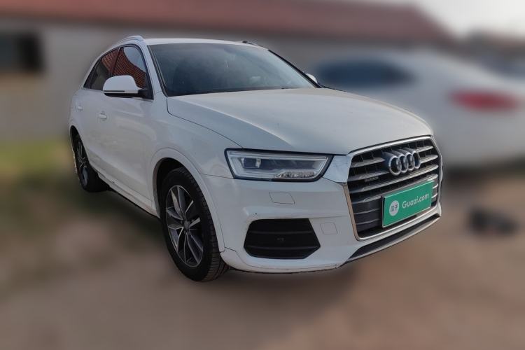 Used Audi Q3 2016 40 TFSI quattro all-wheel-drive sport model
