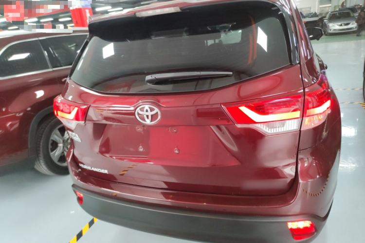 Used Toyota Highlander 2018 2.0T Four-Wheel Drive Luxury Edition 7 Seats China V Emission Standard