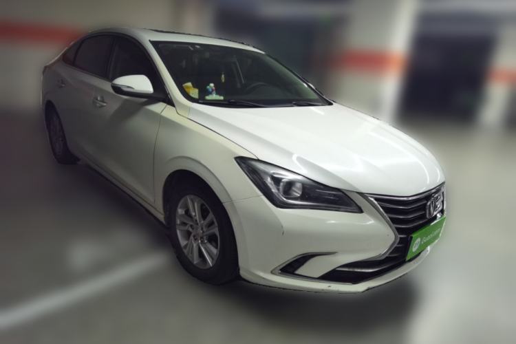 Used CHANGAN Eado 2019 High-Energy Edition 1.6L GDI Manual Pioneer Model China VI Standard
