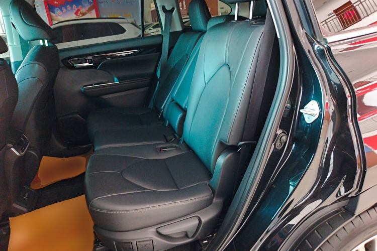 Used Toyota Highlander 2023 2.5L Smart Electric Hybrid Dual-Engine Four-Wheel Drive Prestige Version – 7 Seats Left Rear Seat