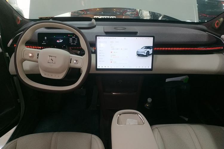 Used Zeekr X 2025 Four-Seater Rear-Drive Cube Version
