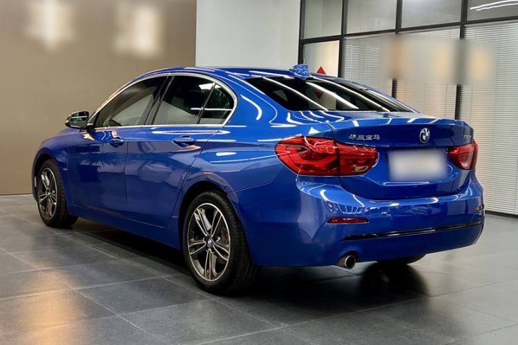 Used BMW 1 Series 2017 118i Sport Edition Exterior 2