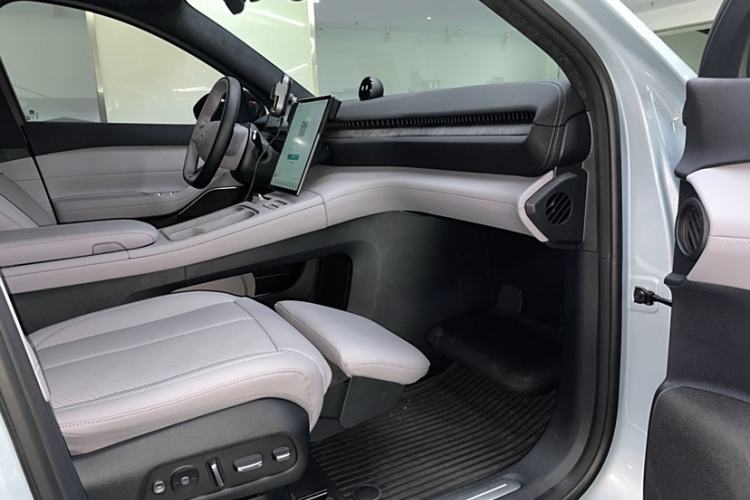 Used Nio EC6 2023 75 kWh