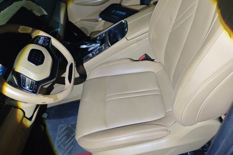 Used Landian E5 2024 Honor Edition 100KM Premium Model 7 Seats Left Front Seat