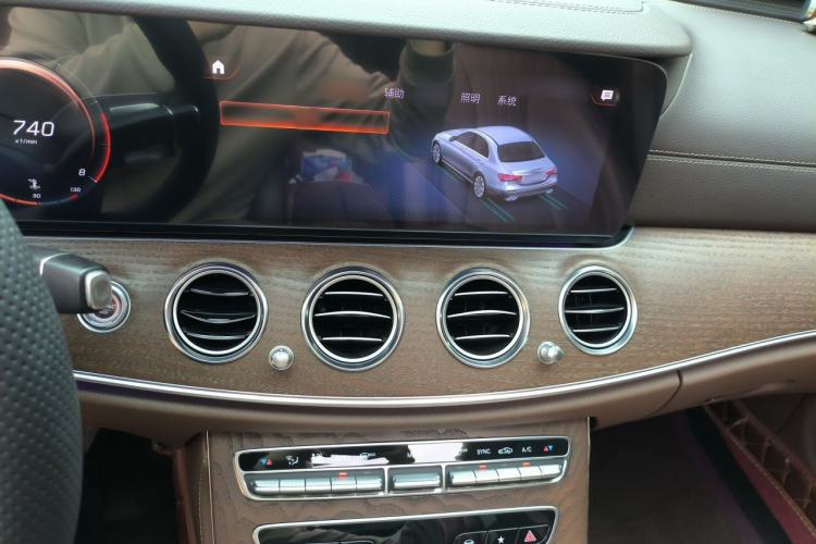 Used Mercedes-Benz E-Class 2021 E 300 L Stylish Model
