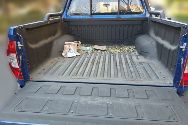 Used SAIC MAXUS T60 2017 2.0T Gasoline Automatic Two-Wheel Drive High-Ride Comfort-Grade Standard Cabin