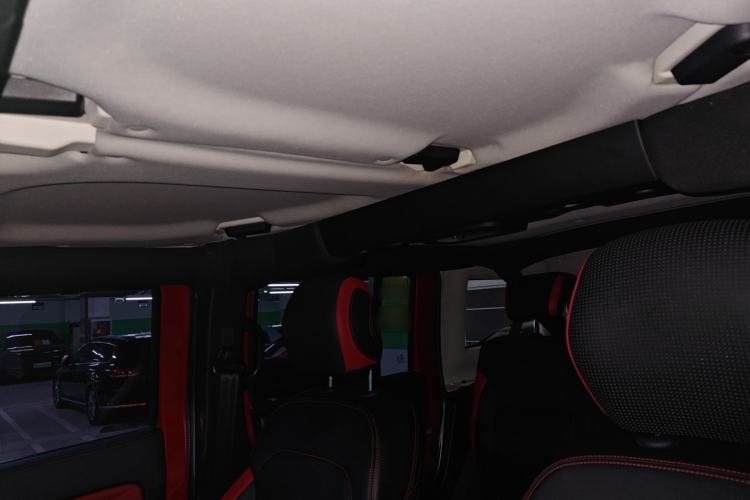 Used BAIC Off-Road BJ40 2018 PLUS 2.3T Automatic Four-Wheel Drive Flagship Version China V Emission Standard Headliner