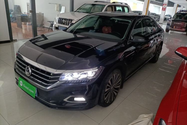 Used Volkswagen Passat 2020 330TSI Luxury Edition China VI