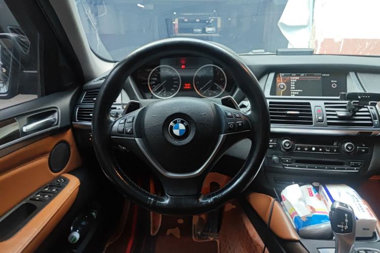 Used BMW X6 2014 xDrive35i Sport model
