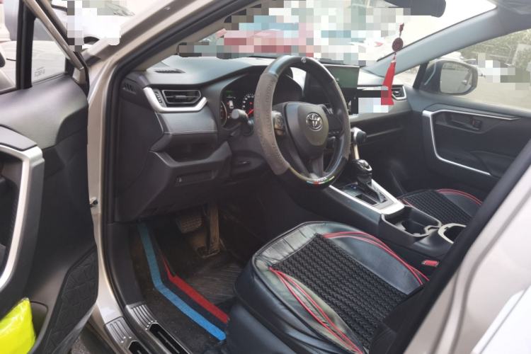 Used Toyota Wildlander 2023 2.0L CVT Two-Wheel Drive Leading Edition