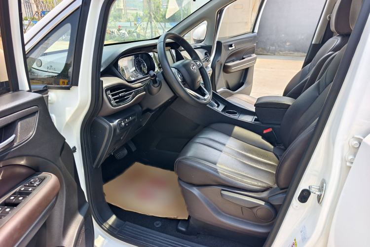 Used GAC Trumpchi M6 2019 270T DCT Luxury Edition (7-seater) China VI