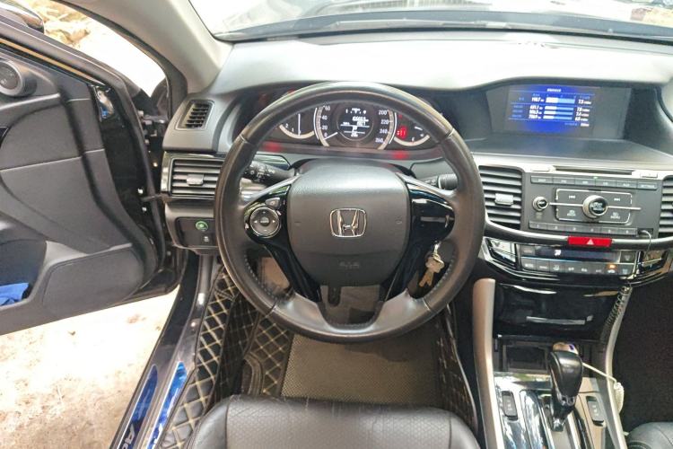 Used Honda Accord 2016 2.0L Elite Edition Steering Wheel