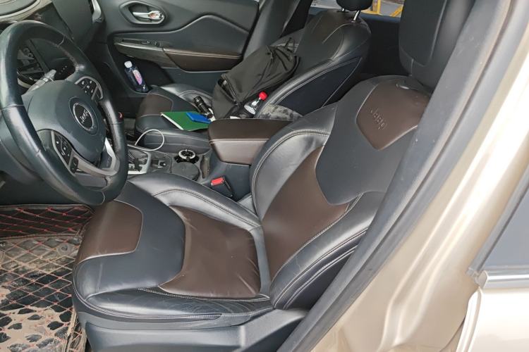 Used Jeep Cherokee 2016 2.4L Leading Edition