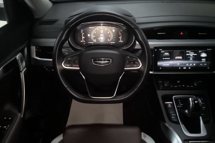 Used Geely Auto Emgrand X7 Sport 2022 1.8TD DCT Zhiya Trim
