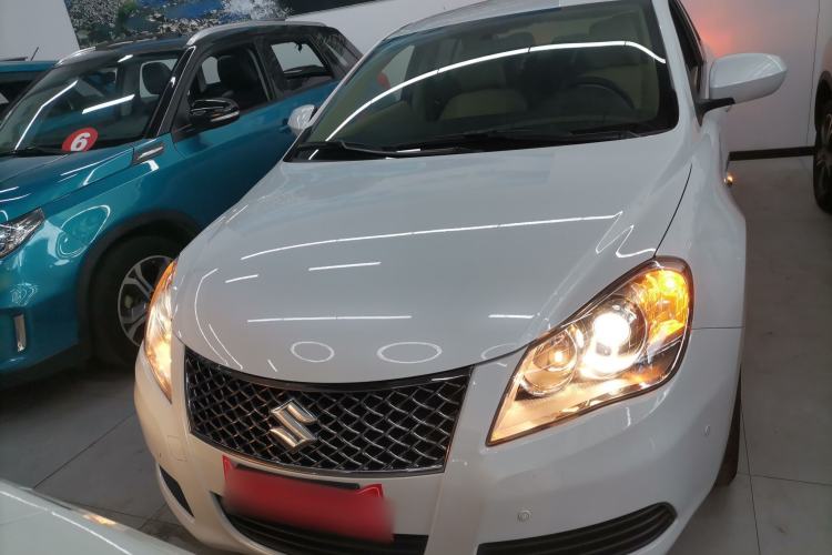 Used Suzuki Kizashi 2011 2.4L Two-Wheel Drive CVT Standard Edition