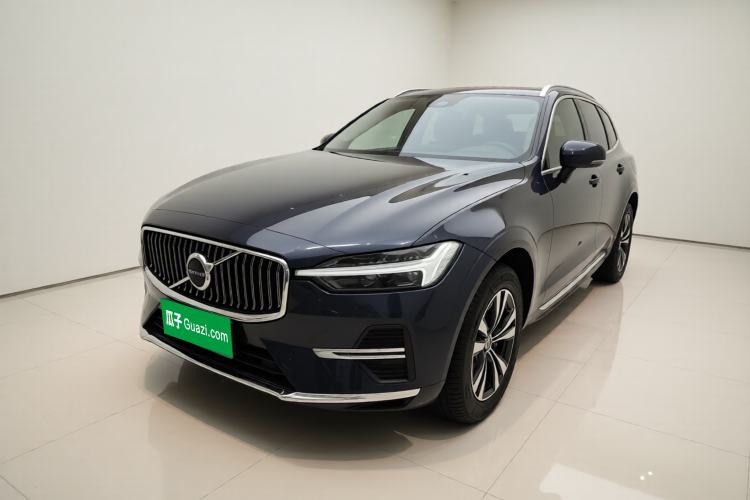 Used Volvo XC60 2023 B5 4x4 Smart Luxury Edition