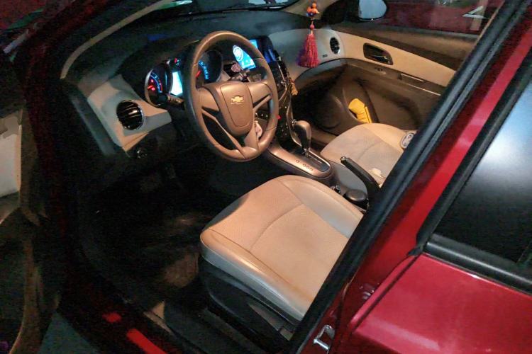 Used Chevrolet Cruze 2015 1.5L Classic SE AT
