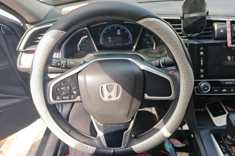 Used Honda Civic 2016 220TURBO CVT Luxury Edition