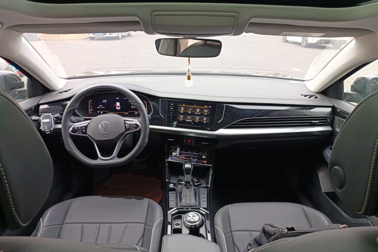 Used Volkswagen Passat 2024 380TSI Starry Dragon Edition