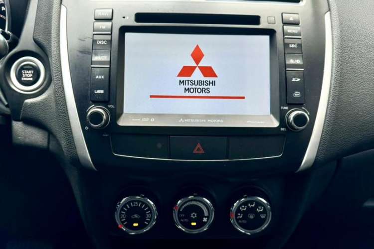 Used Mitsubishi ASX 2012 2.0 LUXURY Two-Wheel Drive with Navigation
