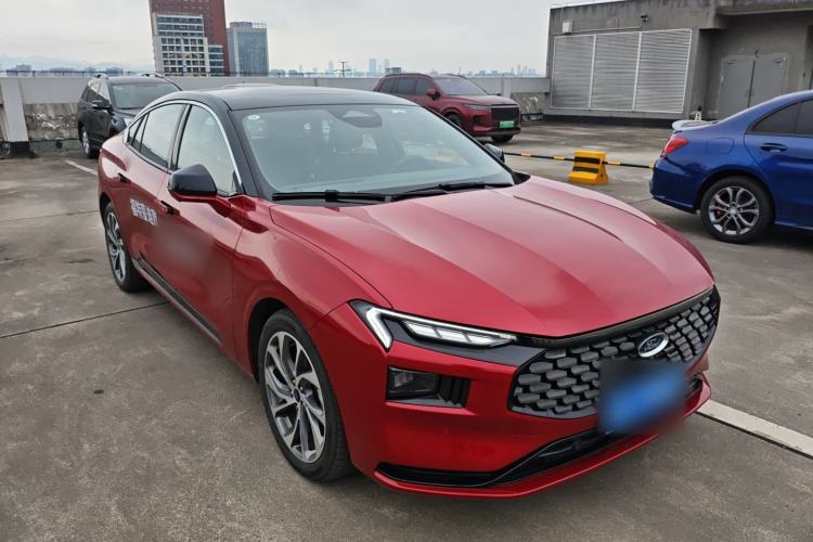 Used Ford Mondeo 2025 2.0T EcoBoost Ultimate Edition Front Right 45 Deg