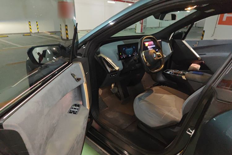 Used BMW iX 2023 xDrive40