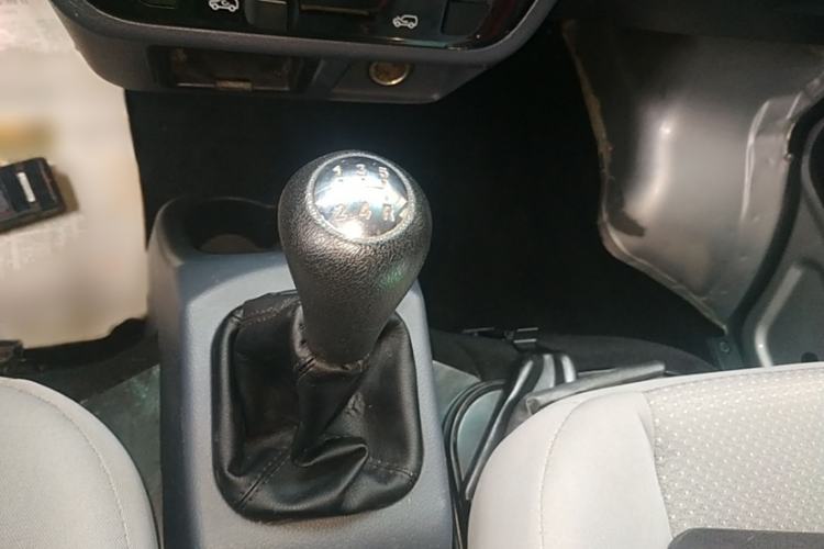 Used Jinbei Hiace X30 2020 1.5L Van Super-Enjoyment Model China VI Standard SWC15M