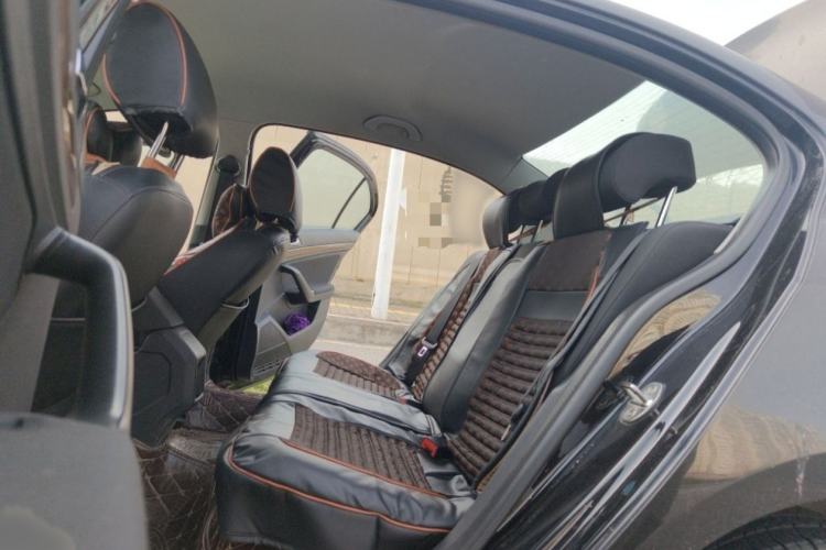 Used Volkswagen Lavida 2015 1.6L Automatic Fashion Edition