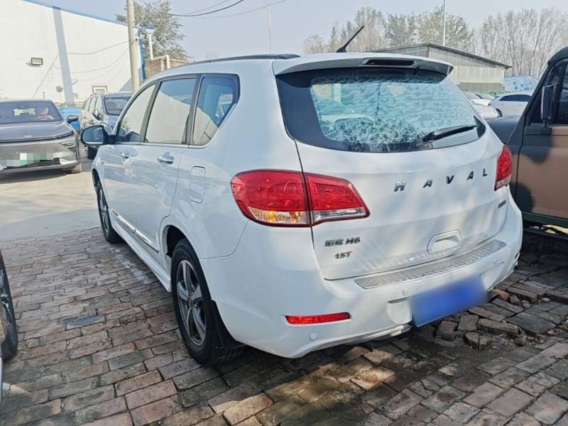 Used Haval H6 2016 Upgraded Model 1.5T Manual Two-Wheel Drive Value Edition — 4