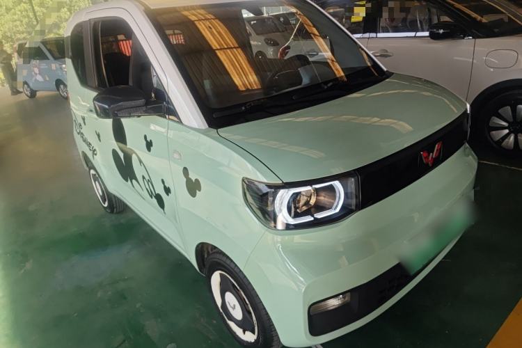 Used Wuling Hongguang MINIEV 2021 Macaron Premium Model – Lithium Iron Phosphate Front Right 45 Deg