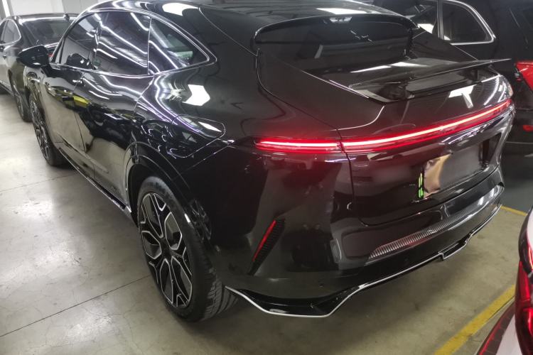 Used Avatr 11 2023 Harmony 90° Luxury Edition Rear Left 45 Deg