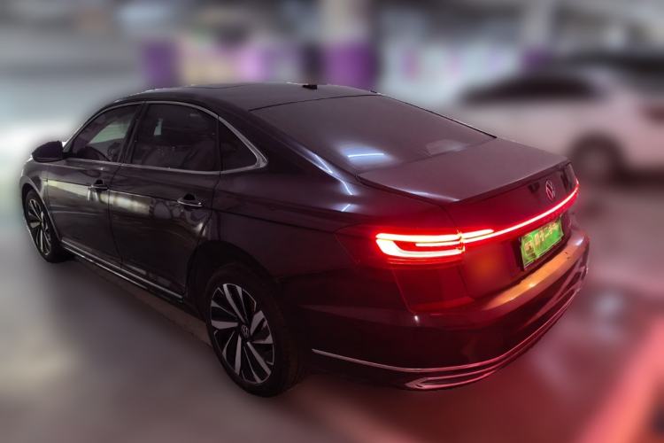 Used Volkswagen Passat 2022 330TSI Starry Luxury Edition