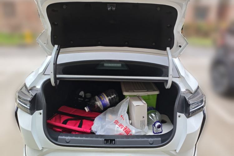 Used Dongfeng Aeolus Yixuan MAX 2022 1.5T Super Stylish Trendsetter Edition
