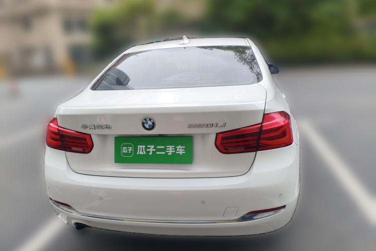 Used BMW 3 Series 2016 320Li Ambition Model
