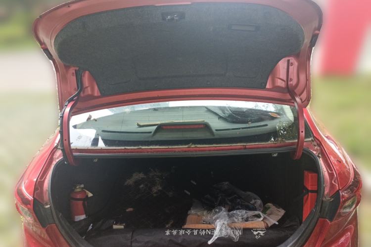 Used Mazda 3 Axela 2017 Sedan 1.5L Automatic Comfort Model China VI Standard Trunk