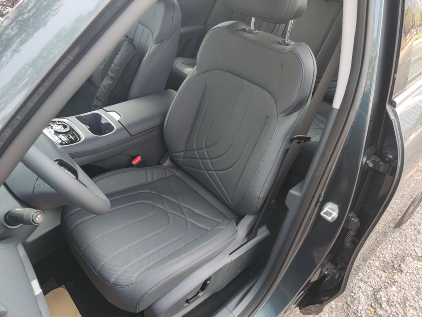Geely Galaxy Xingjian 7 EM-i 2026 Model 135km Smart Navigation Version — снимка 17
