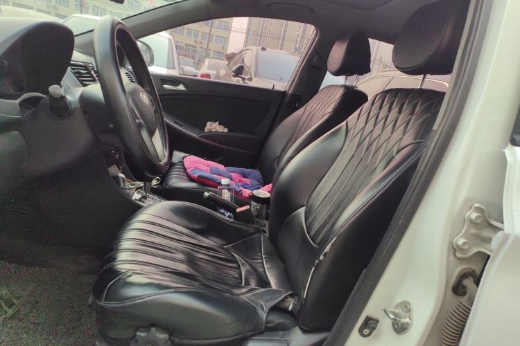 Used Hyundai Verna Ray 2014 1.6L Automatic TOP