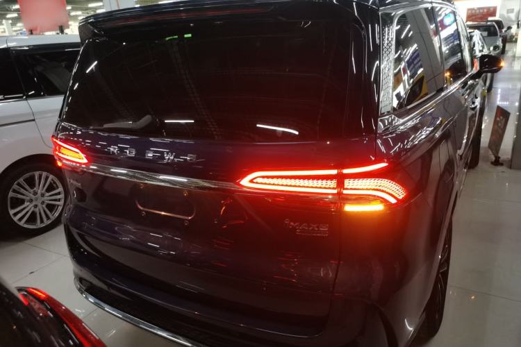 Used Roewe iMAX8 2022 Model 400TGI Exclusive Version for Key Accounts
